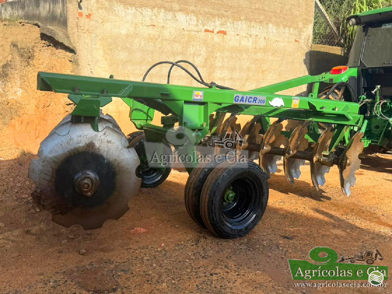 IMPLEMENTOS AGRICOLAS GRADE INTERMEDIÁRIA INTERMEDIÁRIA 14 DISCOS Agricolas e Cia RIO DAS PEDRAS SÃO PAULO SP